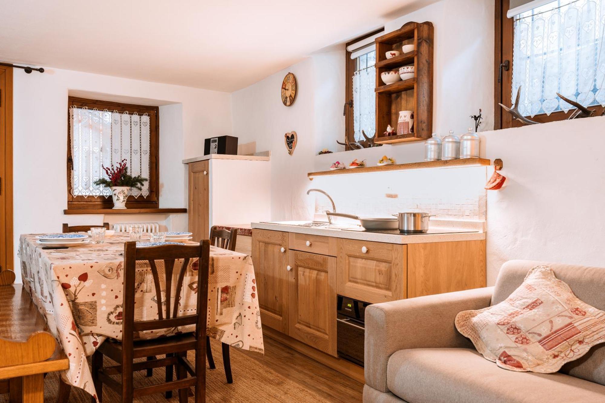 Apartment Maison De L'ecureuil Courmayeur