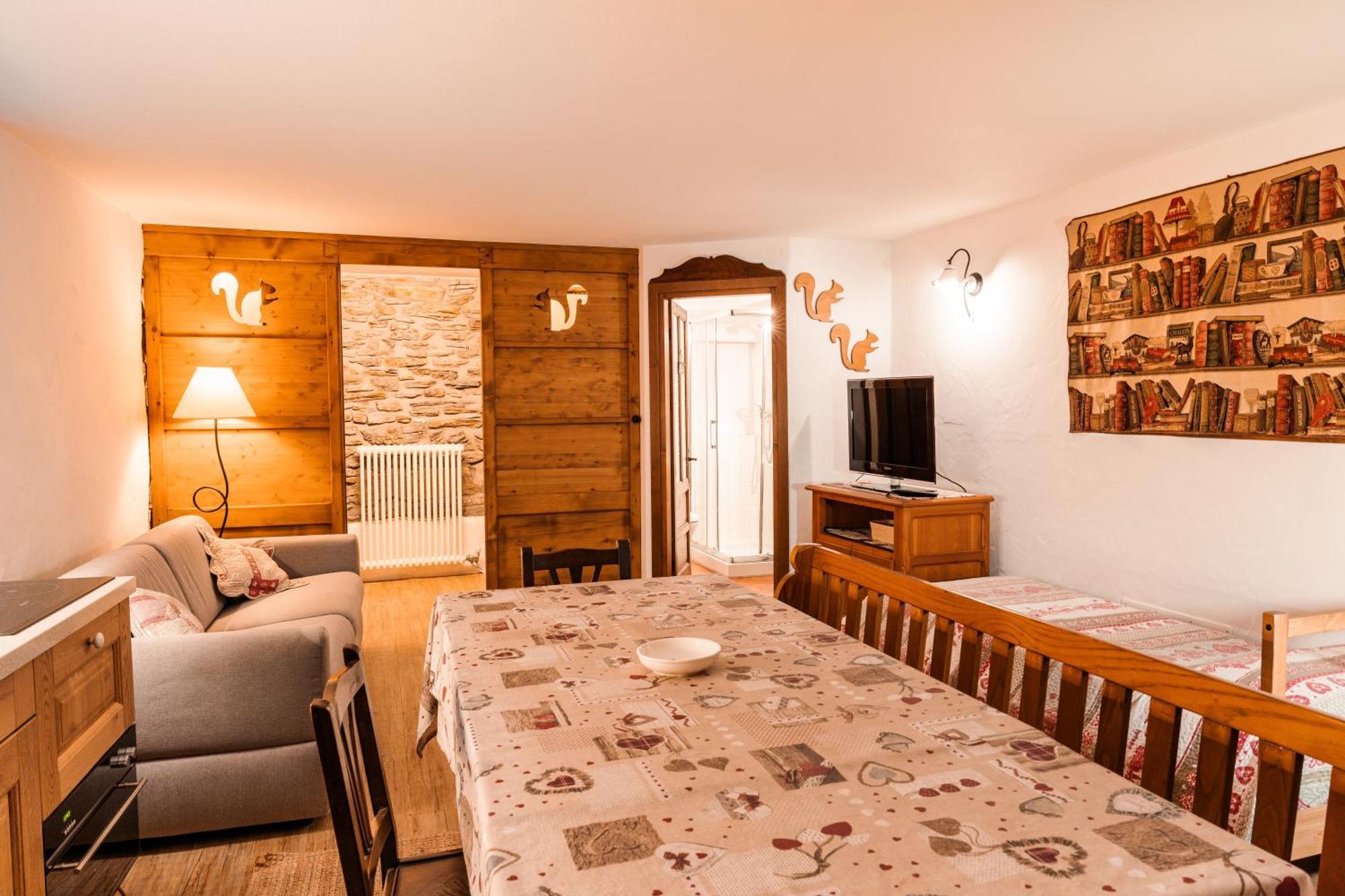 Maison De L'ecureuil Apartment