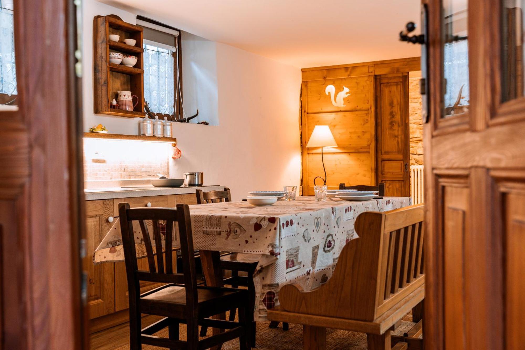 Apartment Maison De L'ecureuil Courmayeur